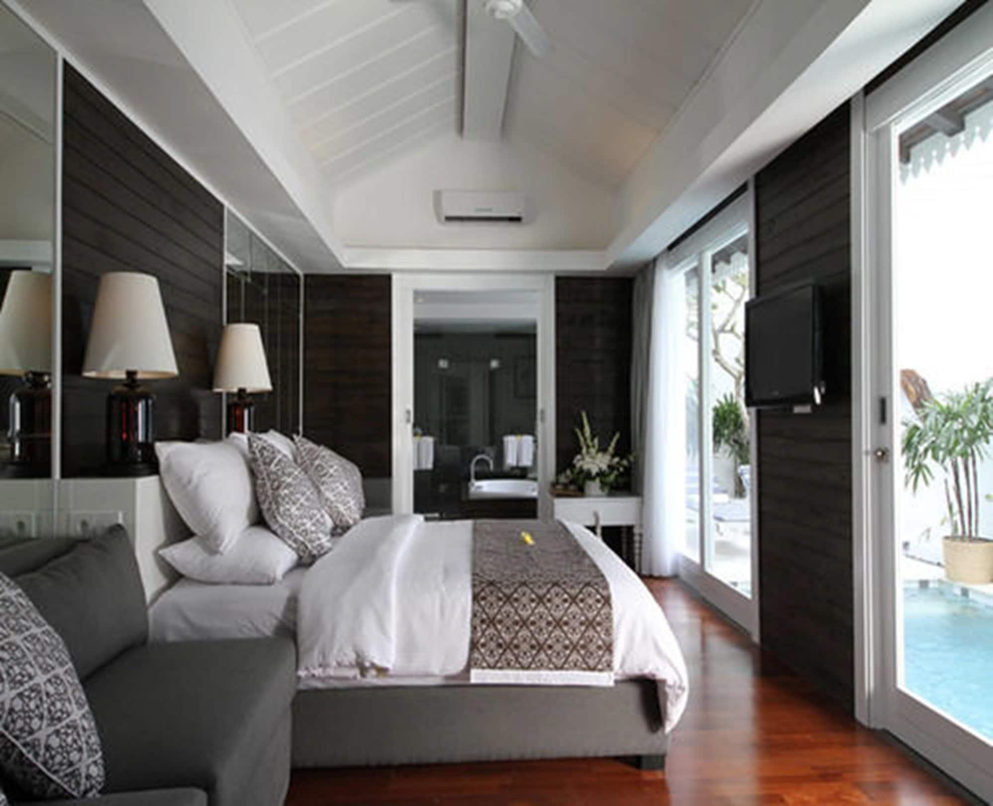 Astana Batubelig Villa Seminyak Buitenkant foto