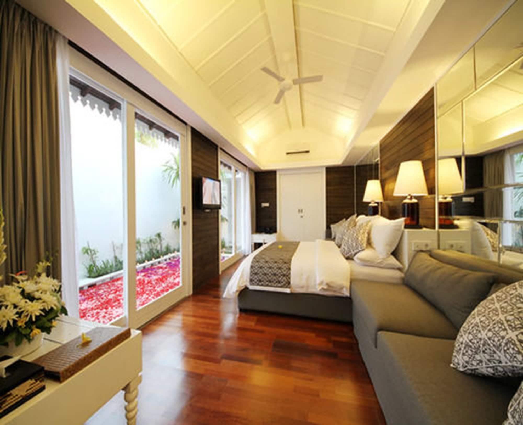 Astana Batubelig Villa Seminyak Buitenkant foto